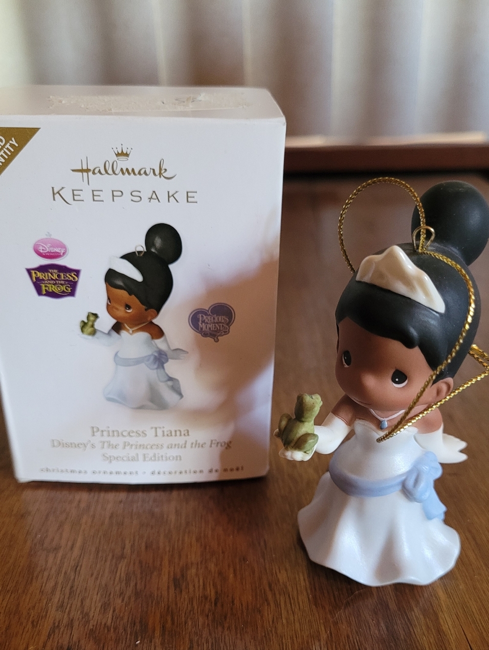 Hallmark Princess Tiana Ornament - White, Black & Gold (115)